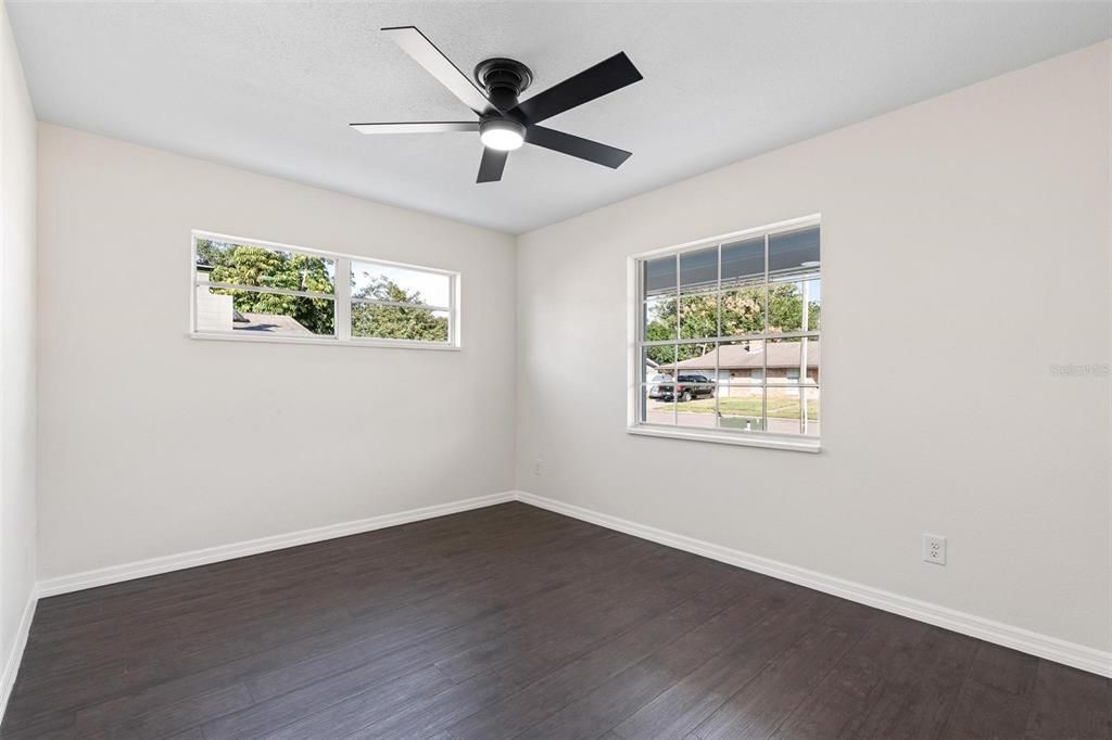 На продажу: $625,000 (4 спален, 2 ванн, 1928 Квадратных фут)