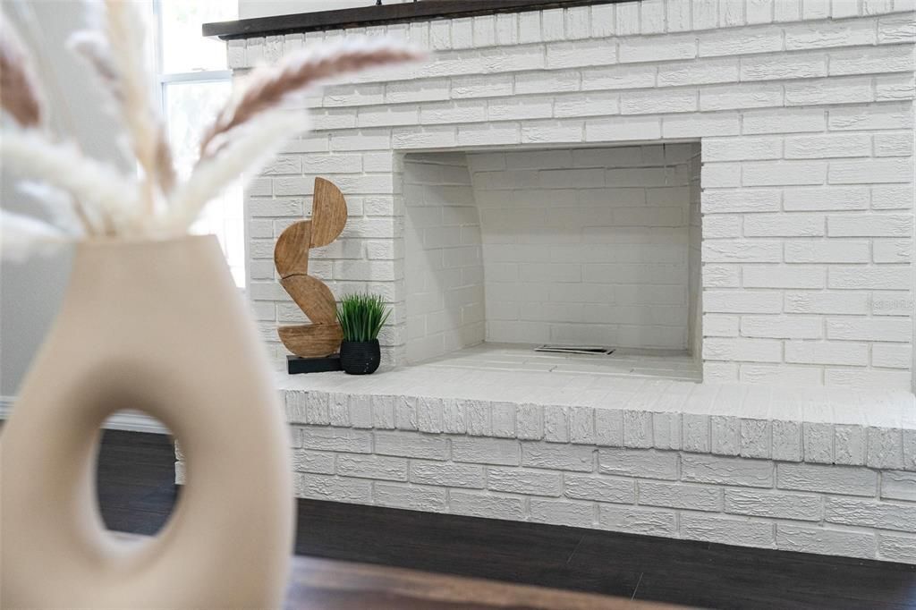 На продажу: $625,000 (4 спален, 2 ванн, 1928 Квадратных фут)