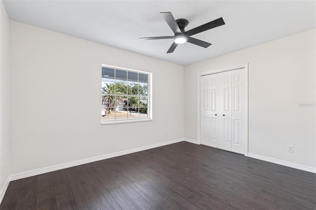 На продажу: $625,000 (4 спален, 2 ванн, 1928 Квадратных фут)