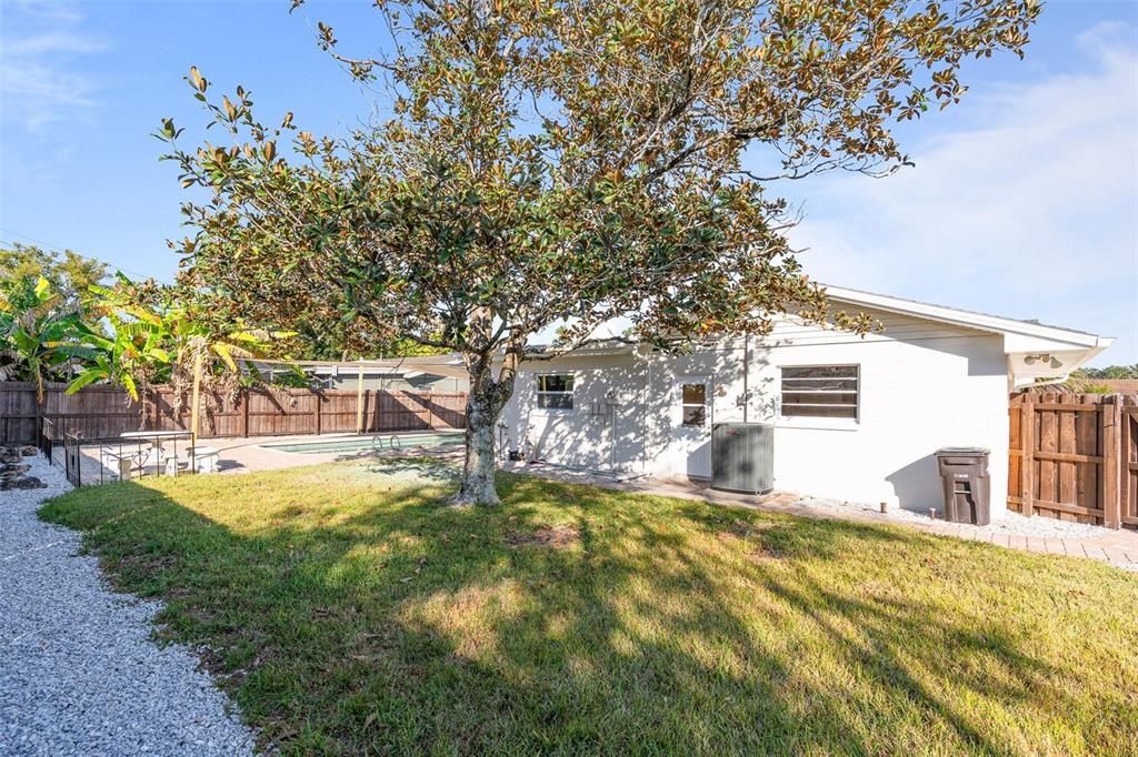 На продажу: $625,000 (4 спален, 2 ванн, 1928 Квадратных фут)