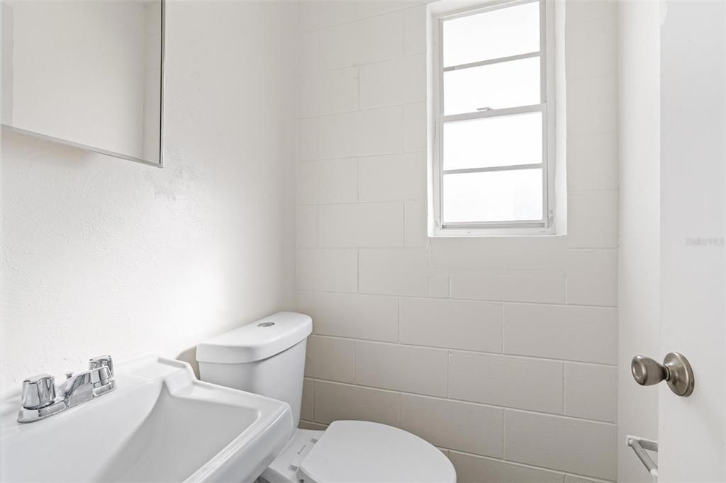 На продажу: $625,000 (4 спален, 2 ванн, 1928 Квадратных фут)