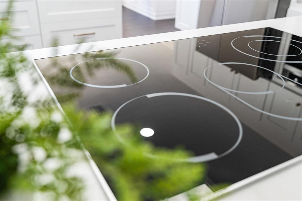 На продажу: $625,000 (4 спален, 2 ванн, 1928 Квадратных фут)