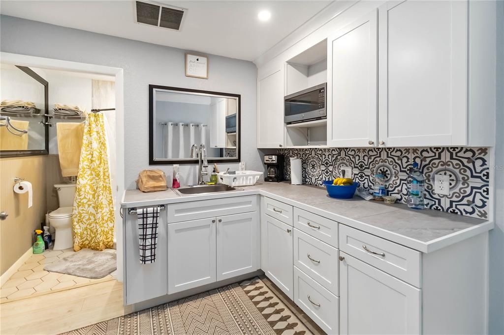 待售: $649,000 (9 贝兹, 5 浴室, 3460 平方英尺)