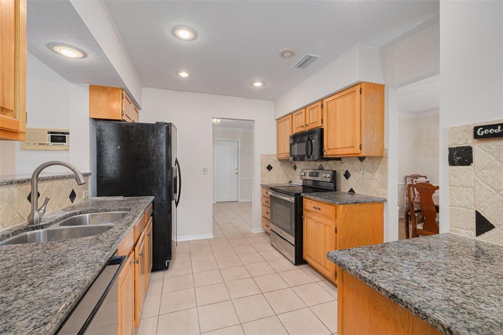 For Sale: $530,000 (4 beds, 2 baths, 2448 Square Feet)