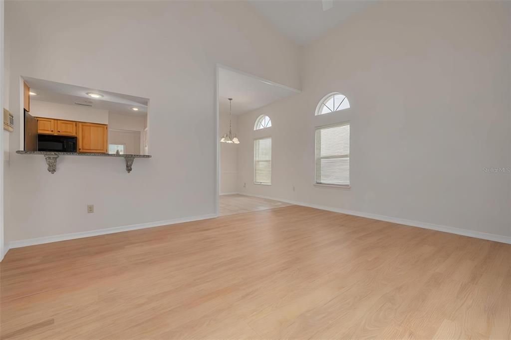 For Sale: $530,000 (4 beds, 2 baths, 2448 Square Feet)