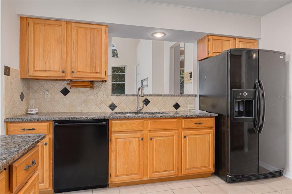 For Sale: $530,000 (4 beds, 2 baths, 2448 Square Feet)