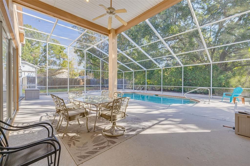 For Sale: $530,000 (4 beds, 2 baths, 2448 Square Feet)