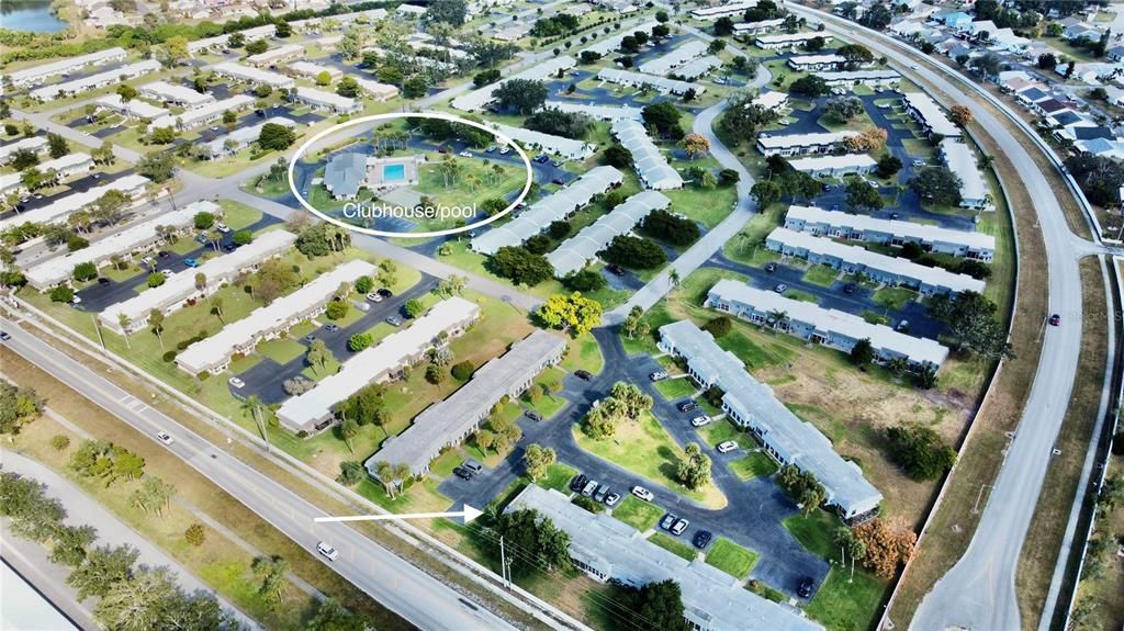 На продажу: $199,000 (2 спален, 2 ванн, 1015 Квадратных фут)