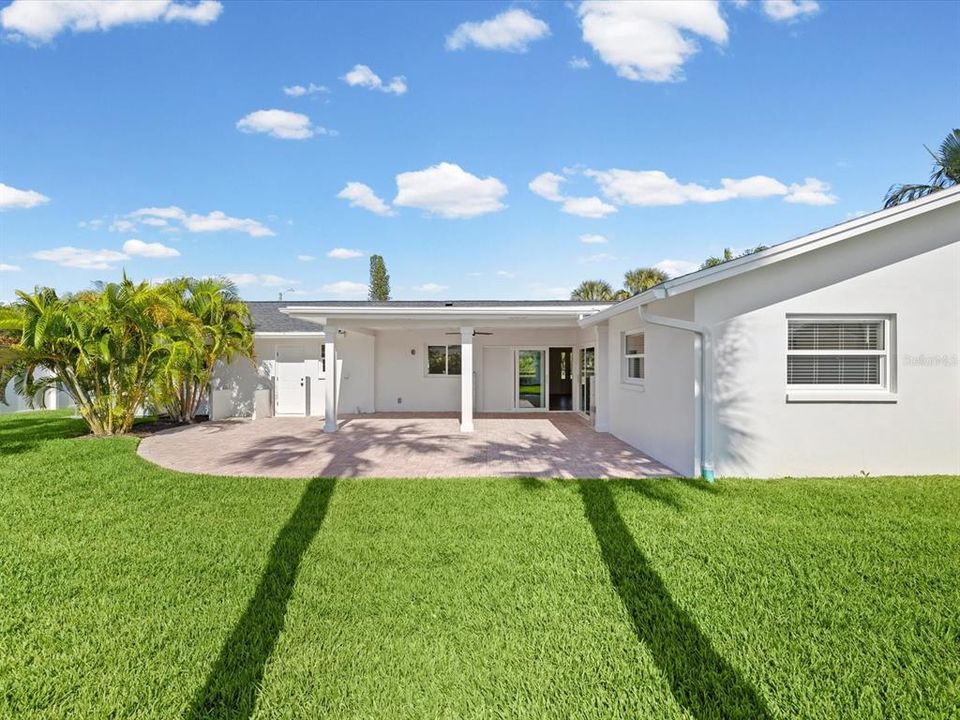 待售: $869,000 (3 贝兹, 2 浴室, 1991 平方英尺)