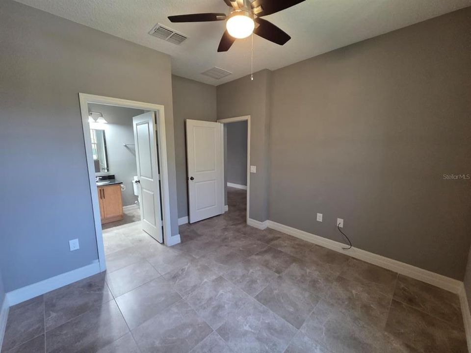 待售: $619,999 (4 贝兹, 3 浴室, 3417 平方英尺)