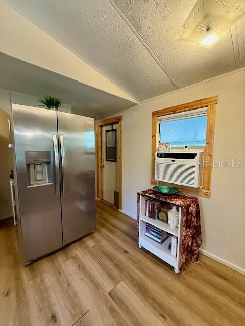 En Venta: $167,000 (2 camas, 2 baños, 784 Pies cuadrados)