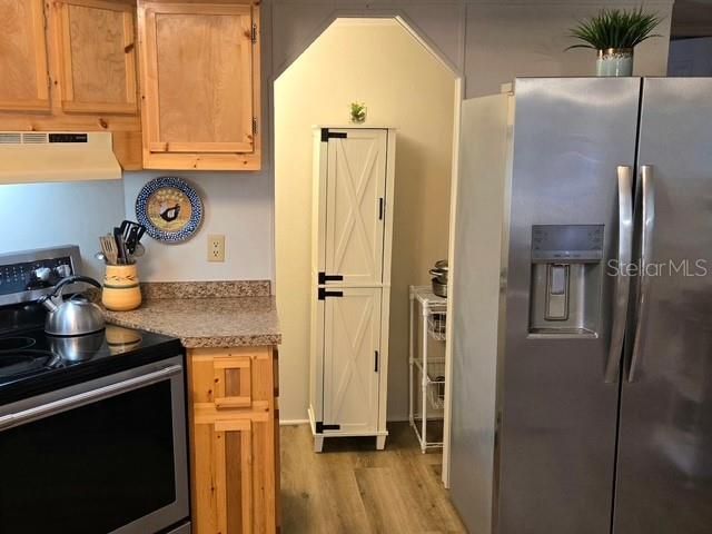 En Venta: $167,000 (2 camas, 2 baños, 784 Pies cuadrados)