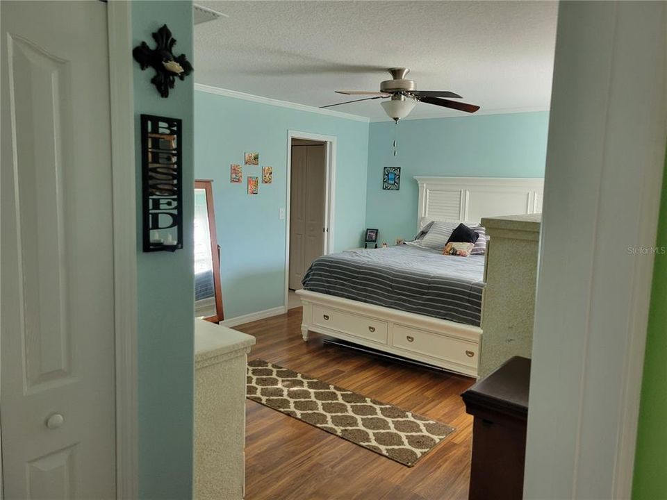 待售: $369,900 (3 贝兹, 2 浴室, 1607 平方英尺)