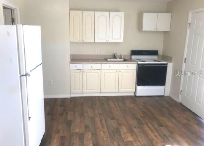 В аренду: $1,050 (1 спален, 1 ванн, 600 Квадратных фут)