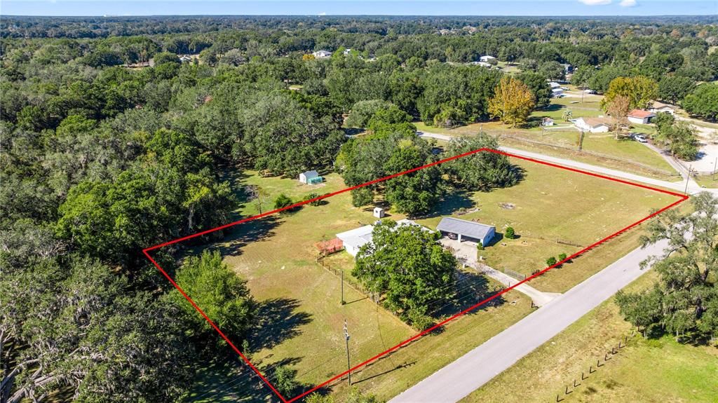 合同活跃: $379,900 (4 贝兹, 2 浴室, 2395 平方英尺)