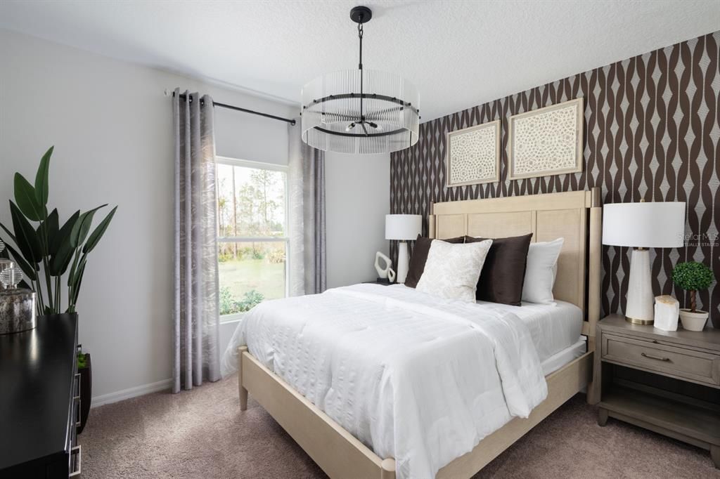 For Sale: $464,999 (5 beds, 3 baths, 3182 Square Feet)