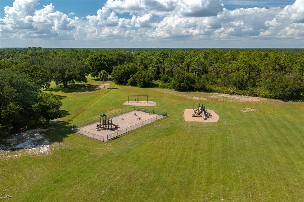 En Venta: $18,000 (0.55 acres)