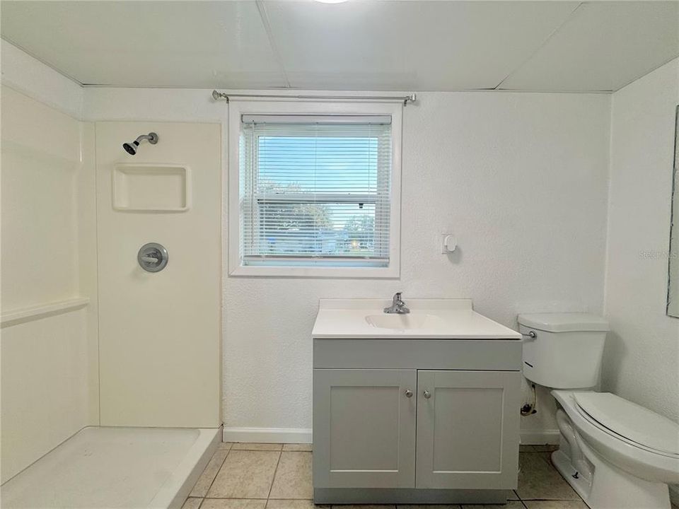 出租: $1,600 (3 贝兹, 2 浴室, 1080 平方英尺)