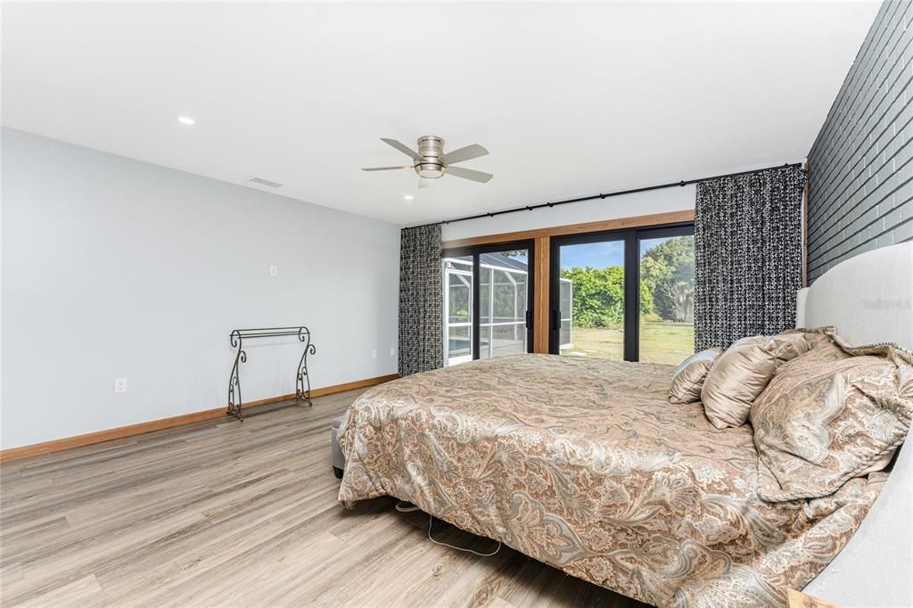 En Venta: $599,000 (3 camas, 2 baños, 2136 Pies cuadrados)