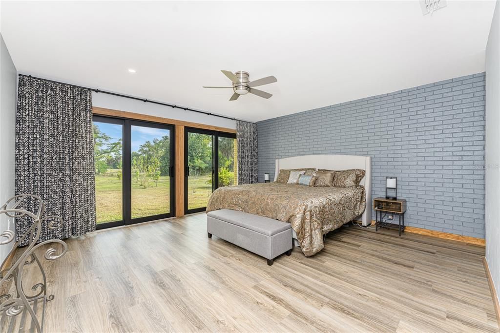 En Venta: $599,000 (3 camas, 2 baños, 2136 Pies cuadrados)