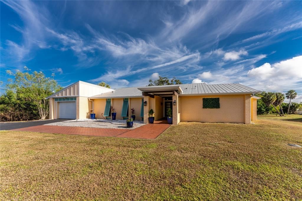 En Venta: $599,000 (3 camas, 2 baños, 2136 Pies cuadrados)