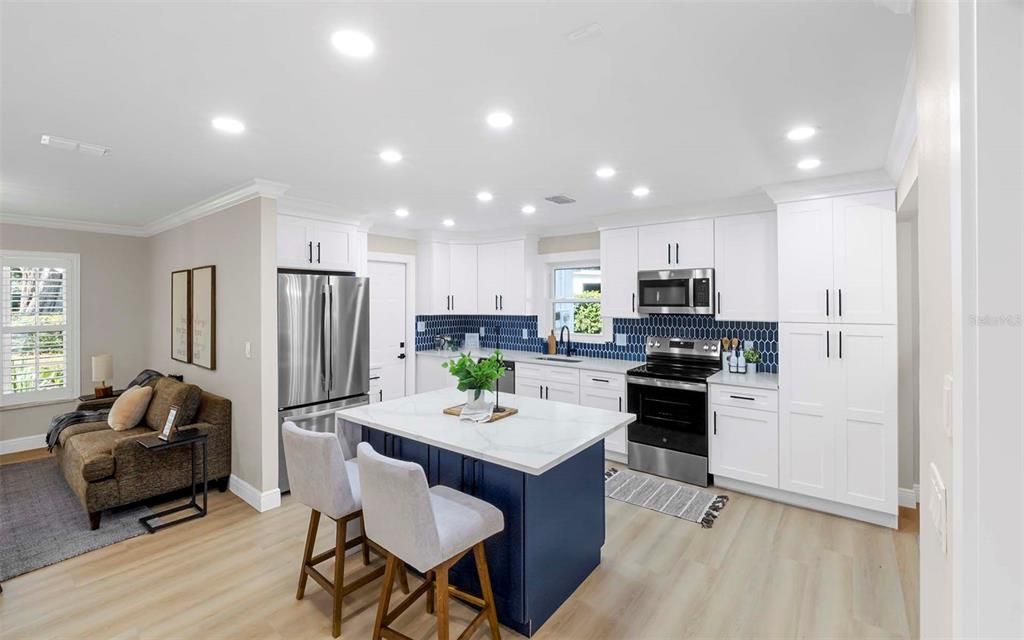 待售: $689,900 (4 贝兹, 3 浴室, 1918 平方英尺)