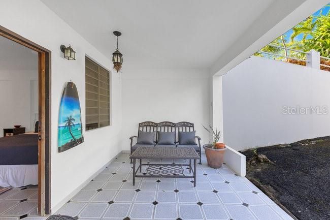 На продажу: $1,850,000 (5 спален, 4 ванн, 4500 Квадратных фут)