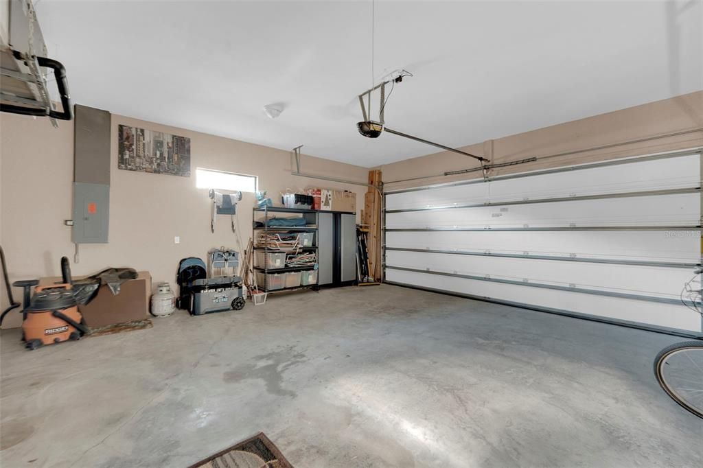 For Sale: $595,000 (3 beds, 2 baths, 2072 Square Feet)