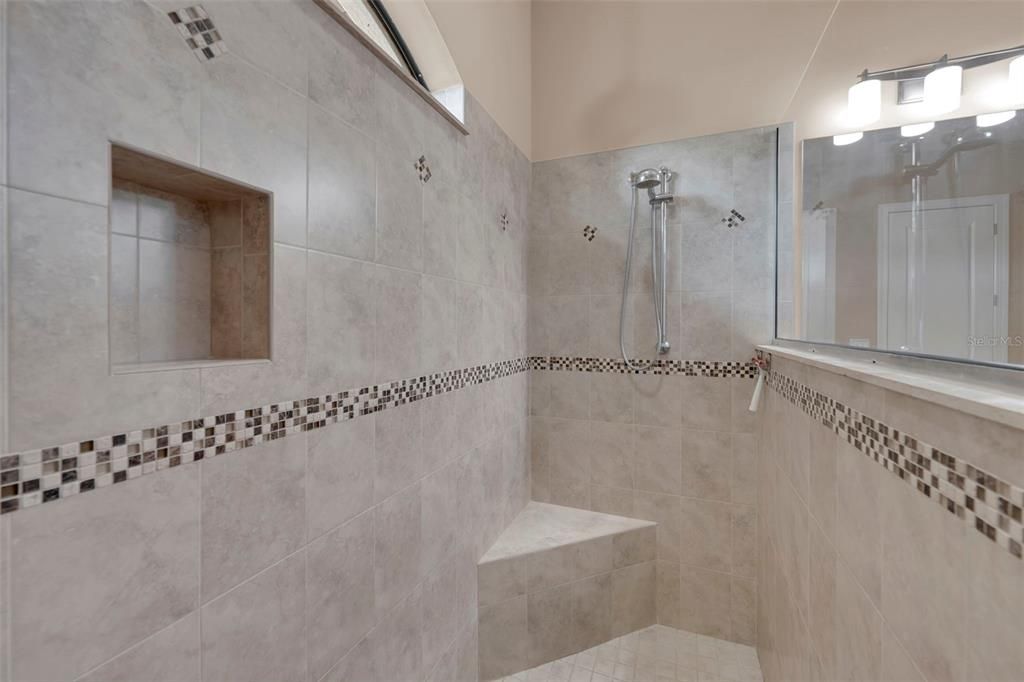 For Sale: $595,000 (3 beds, 2 baths, 2072 Square Feet)