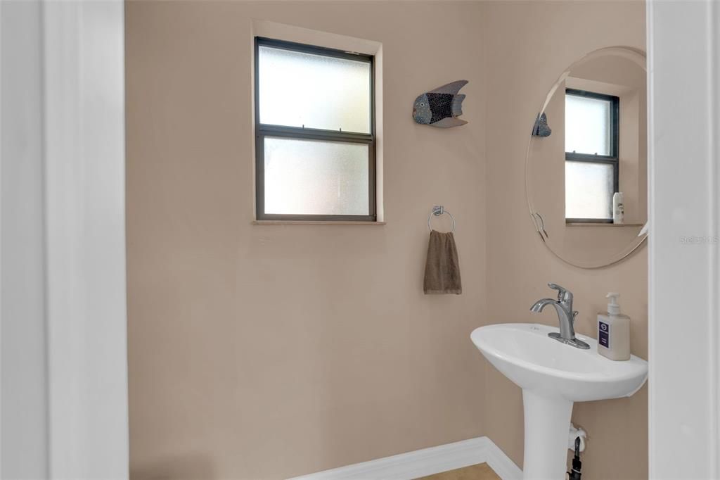 For Sale: $595,000 (3 beds, 2 baths, 2072 Square Feet)