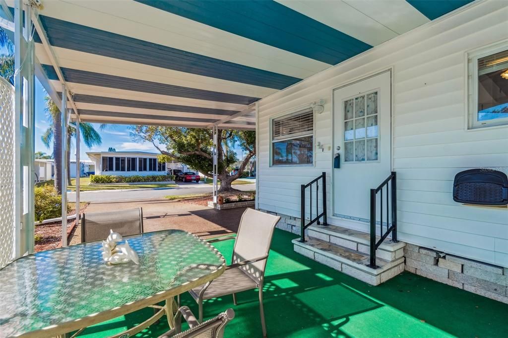 待售: $165,000 (2 贝兹, 2 浴室, 864 平方英尺)