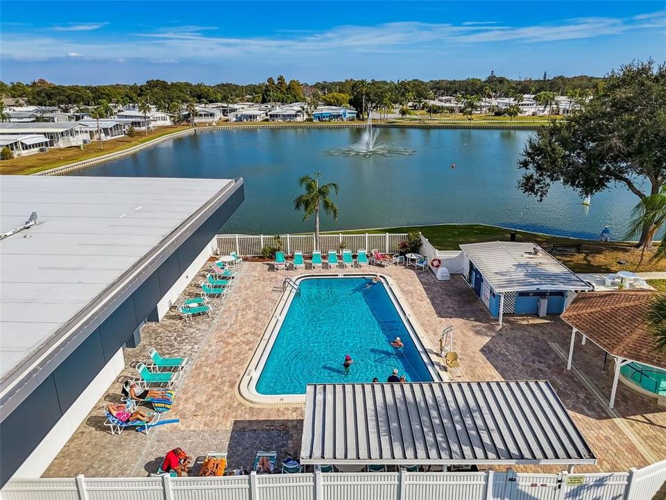 待售: $165,000 (2 贝兹, 2 浴室, 864 平方英尺)