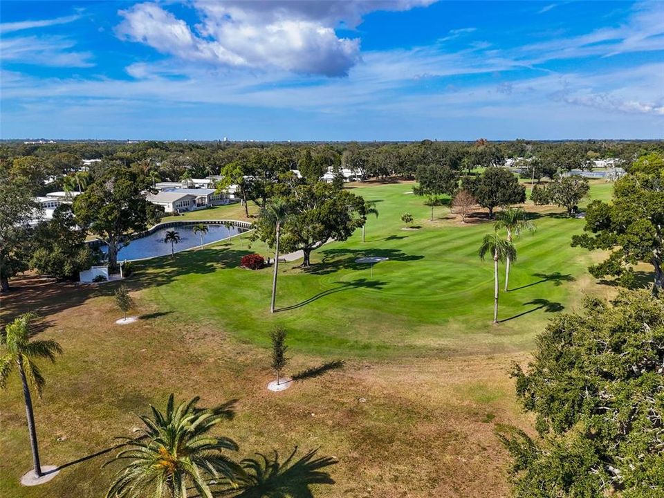 待售: $165,000 (2 贝兹, 2 浴室, 864 平方英尺)