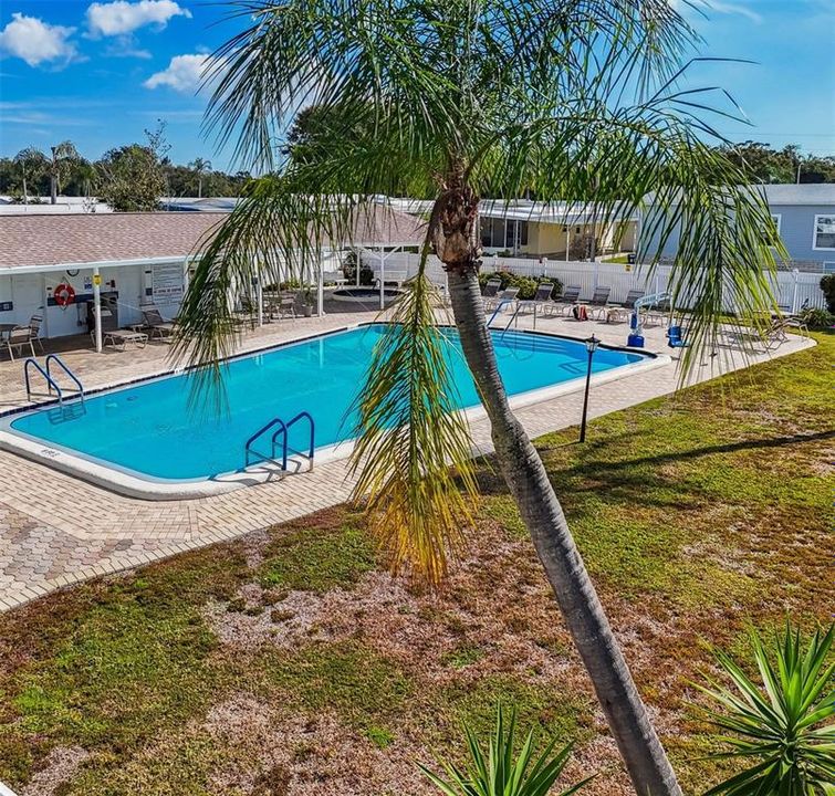 待售: $165,000 (2 贝兹, 2 浴室, 864 平方英尺)