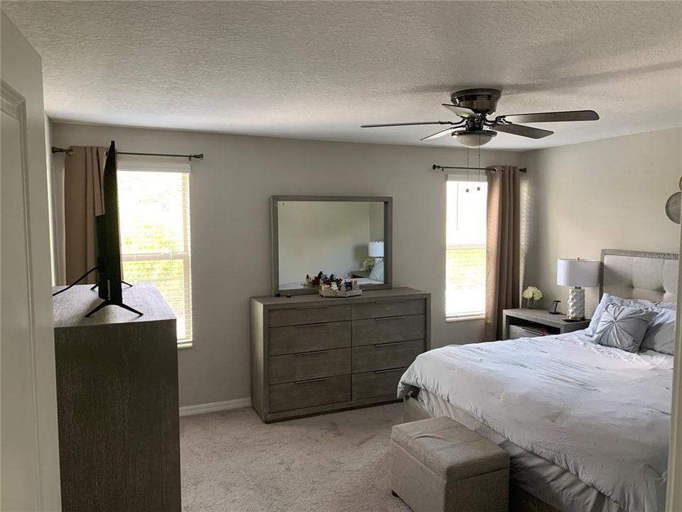 For Rent: $2,750 (5 beds, 2 baths, 2215 Square Feet)