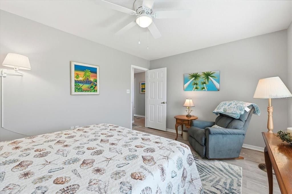 Active With Contract: $300,000 (3 beds, 2 baths, 1799 Square Feet)