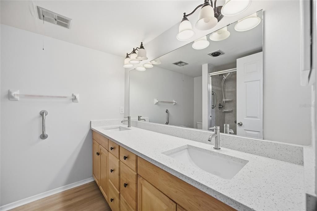 For Sale: $260,000 (2 beds, 2 baths, 1525 Square Feet)