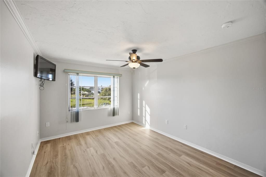 For Sale: $260,000 (2 beds, 2 baths, 1525 Square Feet)