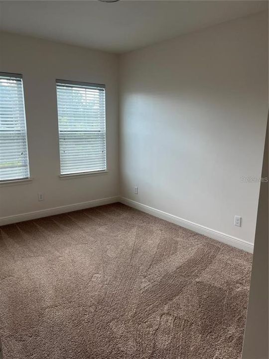 For Rent: $3,095 (4 beds, 3 baths, 1726 Square Feet)