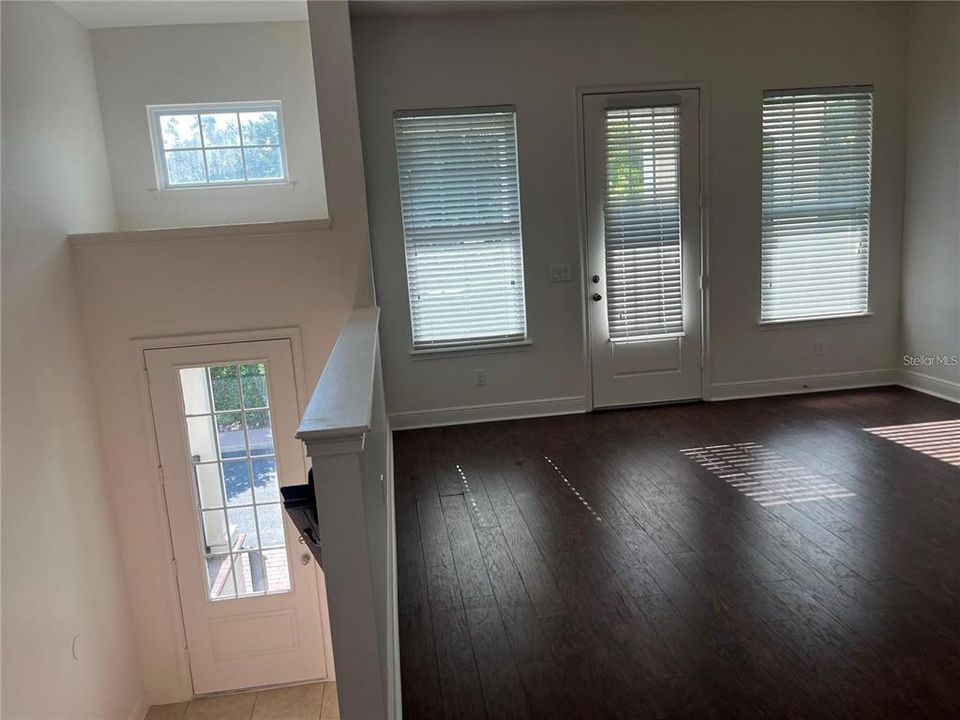 For Rent: $3,095 (4 beds, 3 baths, 1726 Square Feet)