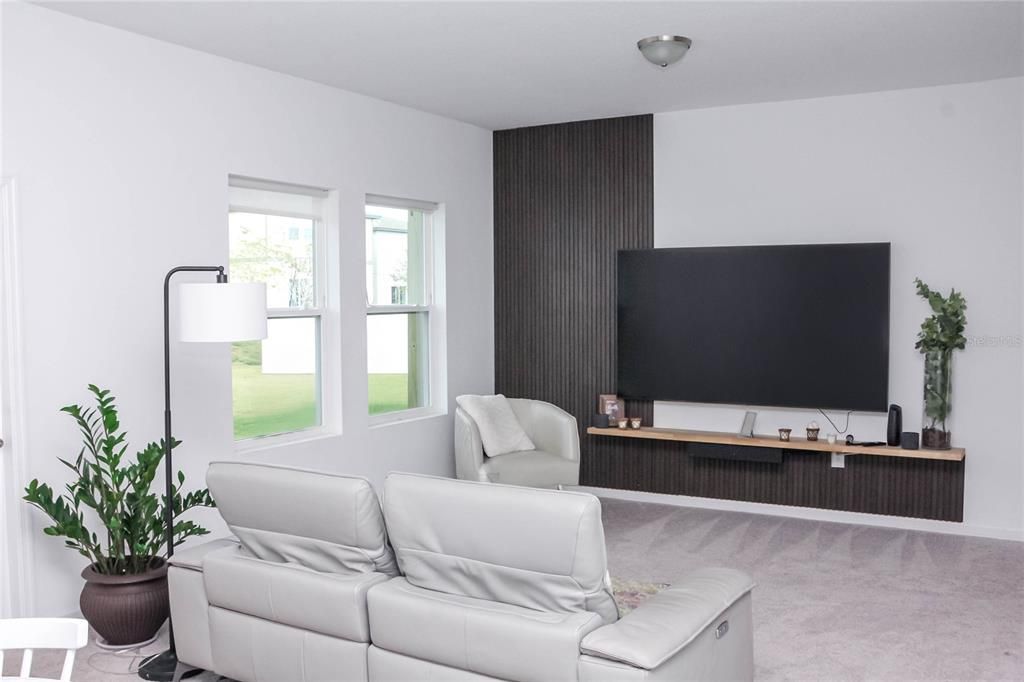 В аренду: $2,500 (3 спален, 2 ванн, 1687 Квадратных фут)