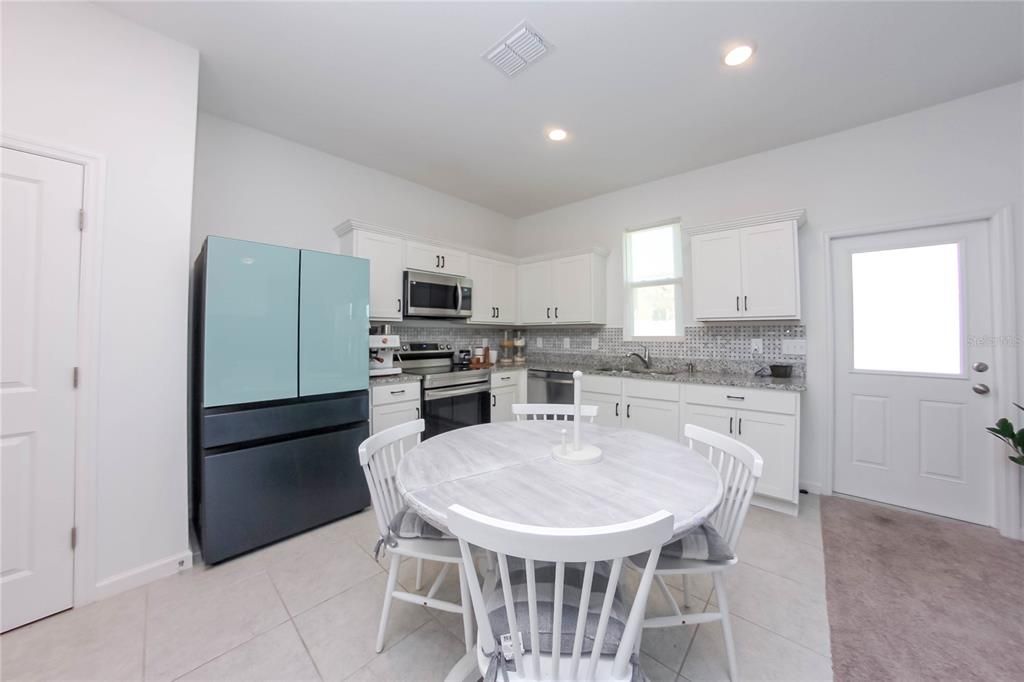 В аренду: $2,500 (3 спален, 2 ванн, 1687 Квадратных фут)