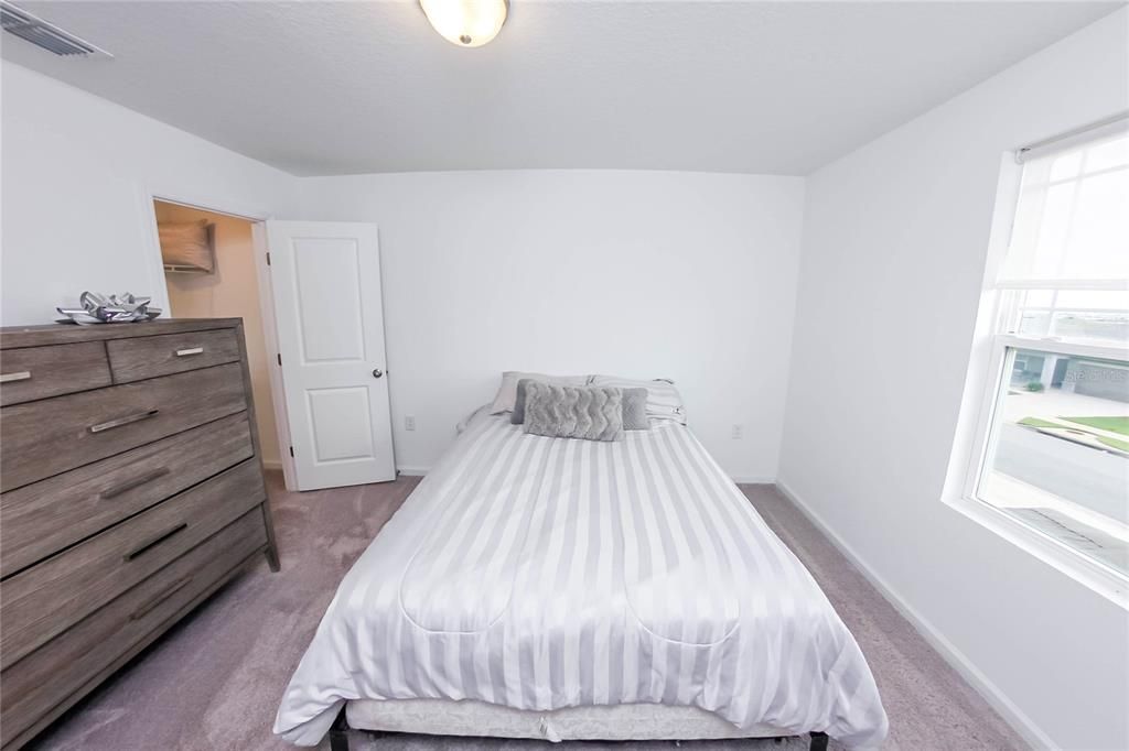 В аренду: $2,500 (3 спален, 2 ванн, 1687 Квадратных фут)