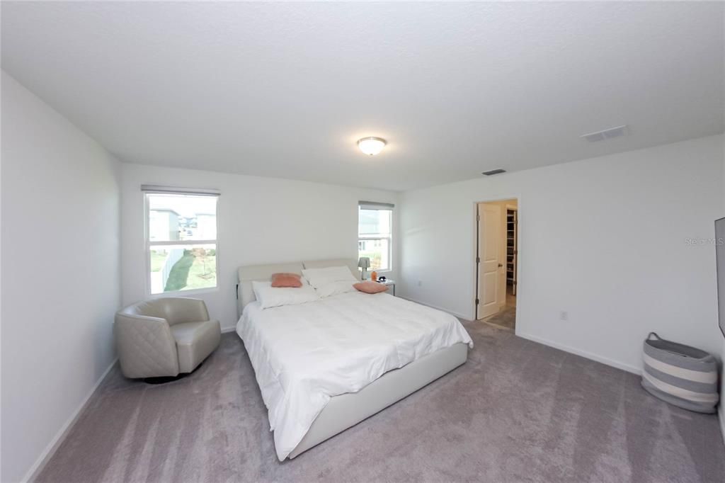 В аренду: $2,500 (3 спален, 2 ванн, 1687 Квадратных фут)