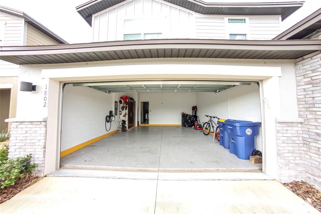 В аренду: $2,500 (3 спален, 2 ванн, 1687 Квадратных фут)