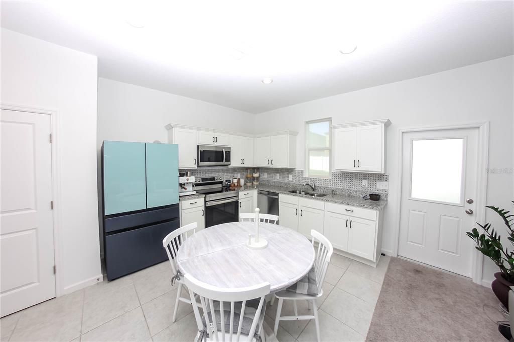 В аренду: $2,500 (3 спален, 2 ванн, 1687 Квадратных фут)