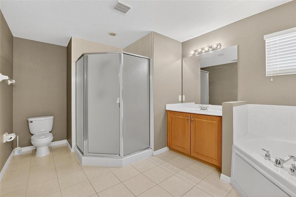 For Sale: $459,000 (4 beds, 2 baths, 2454 Square Feet)