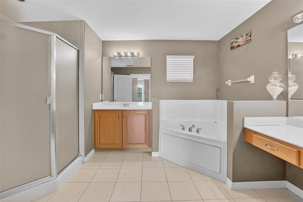 For Sale: $459,000 (4 beds, 2 baths, 2454 Square Feet)