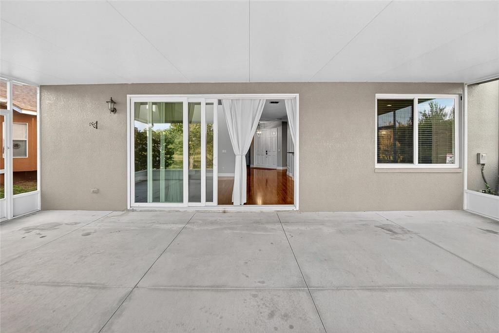 For Sale: $459,000 (4 beds, 2 baths, 2454 Square Feet)