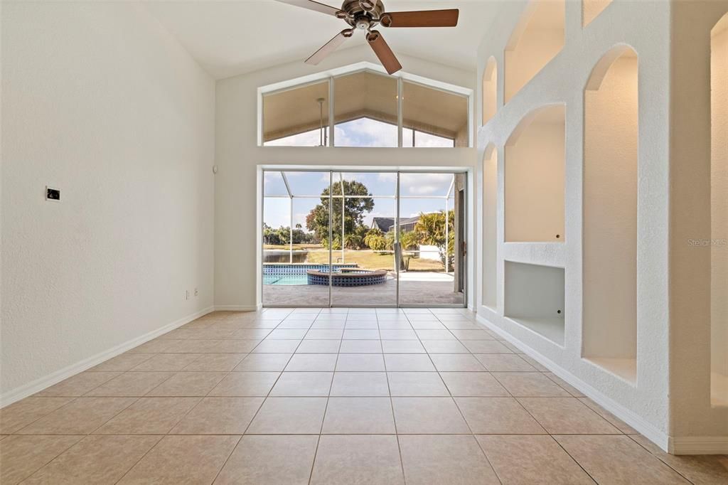 For Sale: $499,000 (4 beds, 3 baths, 2666 Square Feet)